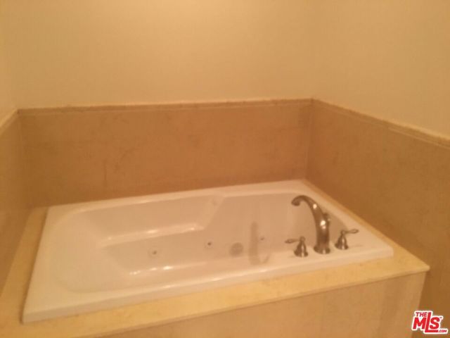 1050 S HOLT Avenue 404, Los Angeles, CA 90035