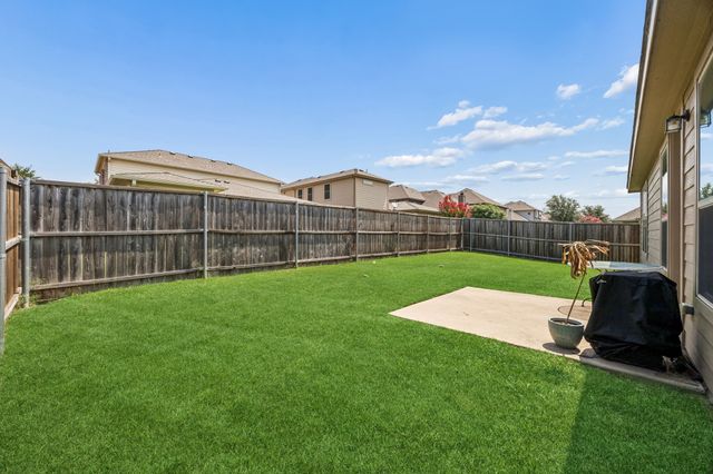 636 Fox View Drive, Fort Worth, TX 76131