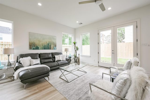 5630 Balbo Street, Houston, TX 77091