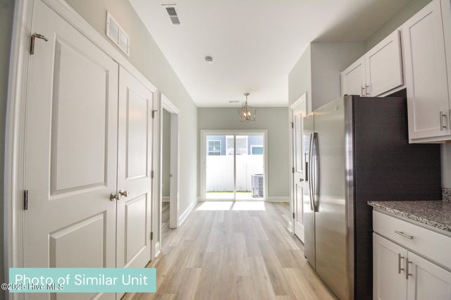 214 Sandy Cove Lane, Sneads Ferry, NC 28460