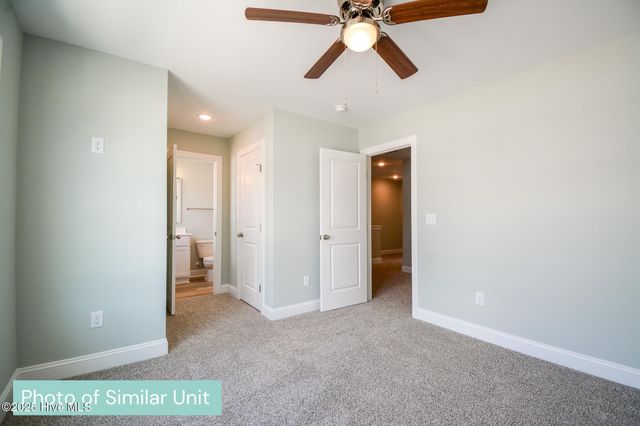 214 Sandy Cove Lane, Sneads Ferry, NC 28460