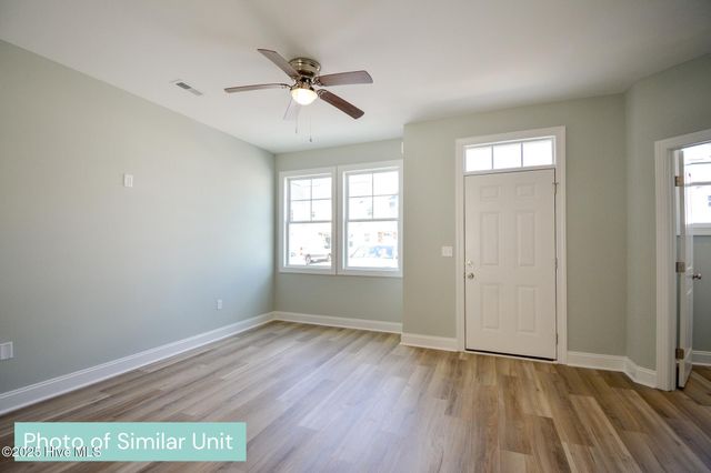 214 Sandy Cove Lane, Sneads Ferry, NC 28460