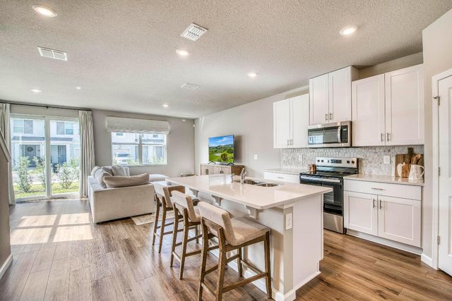 5735 SE Edgewater Circle, Stuart, FL 34997