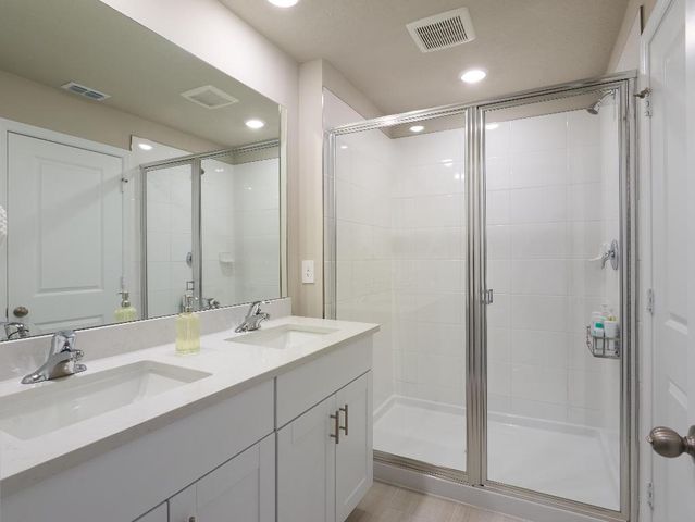 5735 SE Edgewater Circle, Stuart, FL 34997