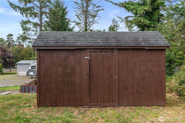 2501 270th Street, Ocean Park, WA 98640