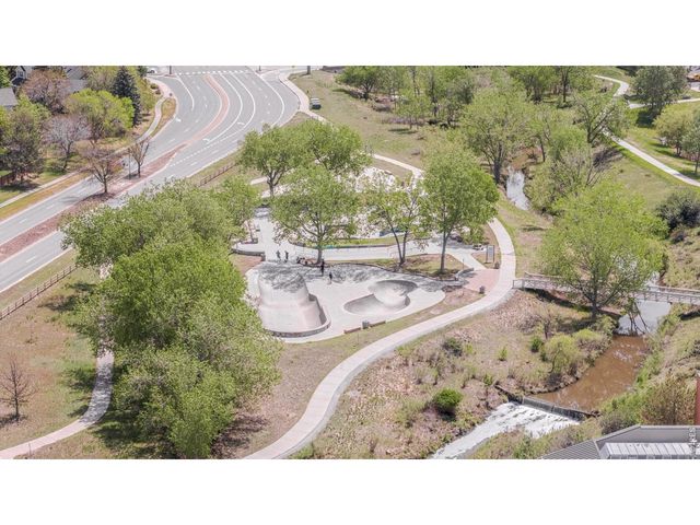 6090 S Mobile St, Centennial, CO 80016