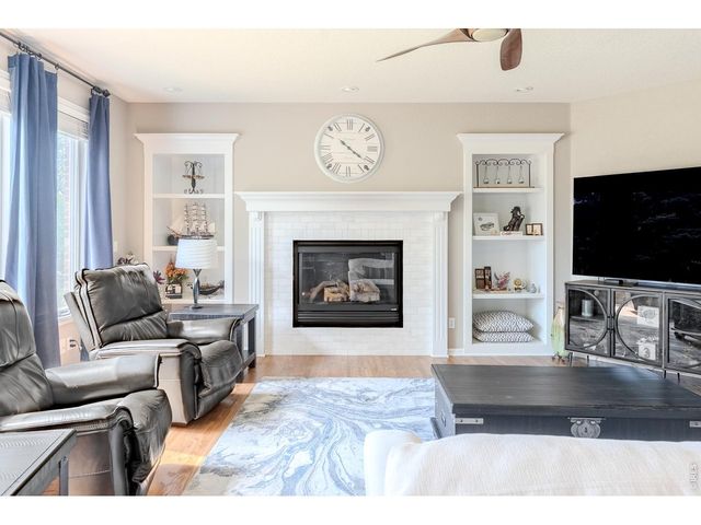 6090 S Mobile St, Centennial, CO 80016