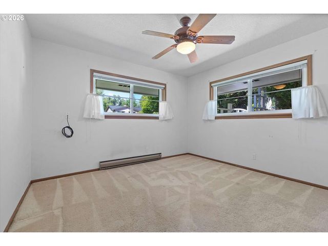 440 Nw 95TH Ave, Portland, OR 97229