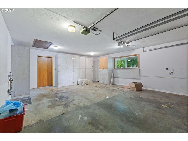 440 Nw 95TH Ave, Portland, OR 97229