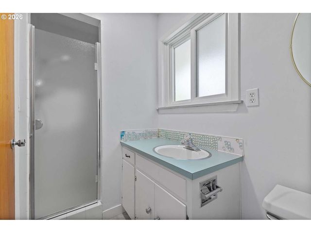 440 Nw 95TH Ave, Portland, OR 97229