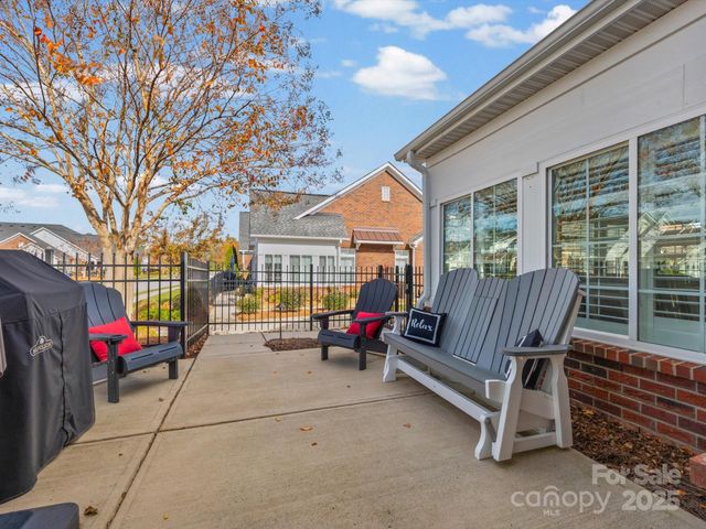 128 Adelaide Way, Rock Hill, SC 29732