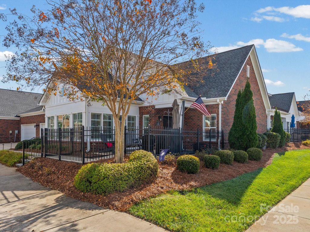 128 Adelaide Way, Rock Hill, SC 29732