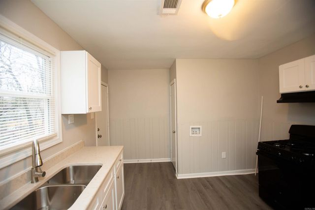 4508 W 25Th Street, Little Rock, AR 72204