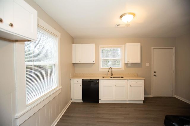 4508 W 25Th Street, Little Rock, AR 72204