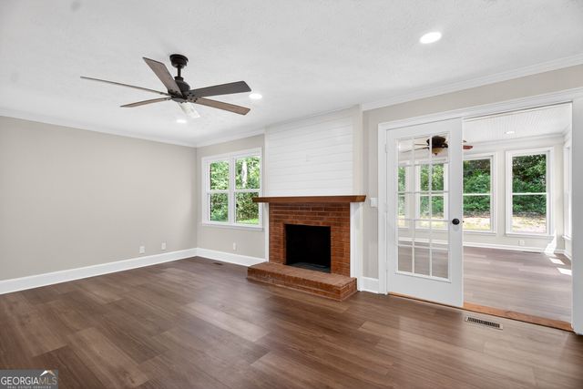 406 Ashford Circle, Lagrange, GA 30240