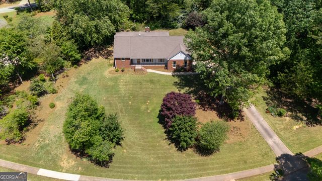 406 Ashford Circle, Lagrange, GA 30240