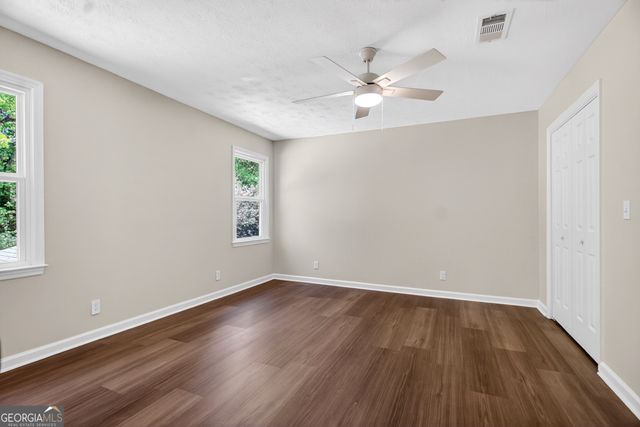 406 Ashford Circle, Lagrange, GA 30240