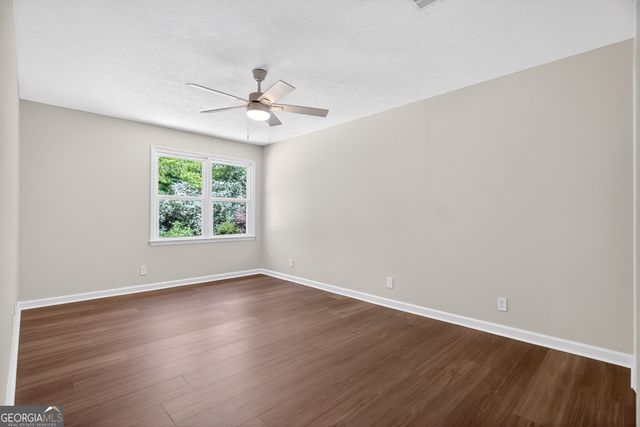 406 Ashford Circle, Lagrange, GA 30240