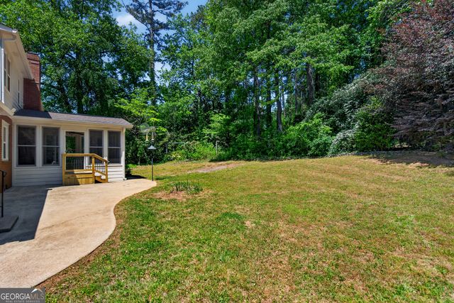 406 Ashford Circle, Lagrange, GA 30240