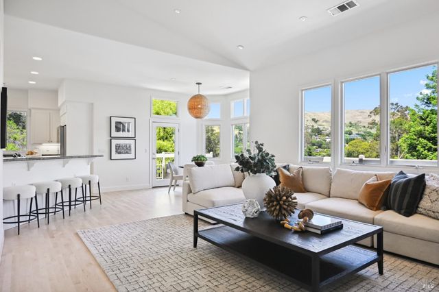 110 Monterey Dr, Tiburon, CA 94920