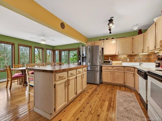 26 E Adirondack Trail, Smallwood, NY 12778