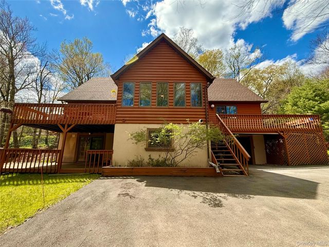 26 E Adirondack Trail, Smallwood, NY 12778
