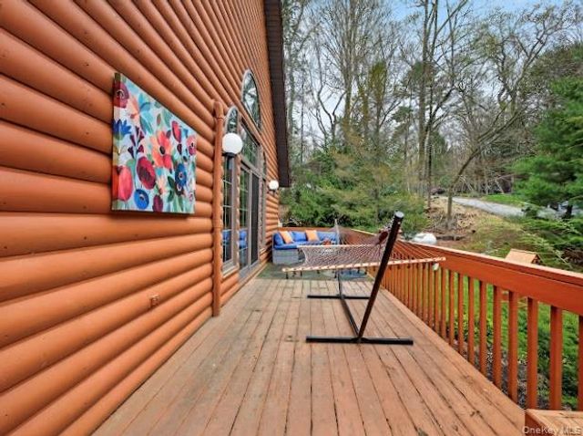 26 E Adirondack Trail, Smallwood, NY 12778