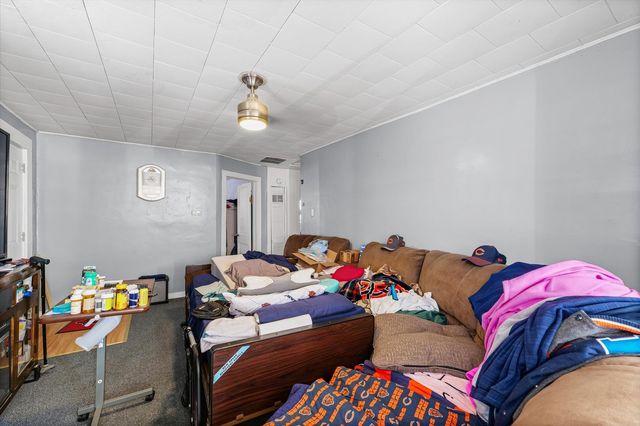 600 N Taft Street, Paxton, IL 60957