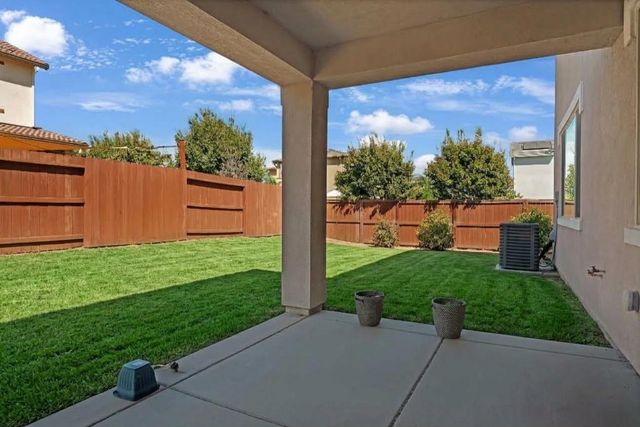 3105 Brandenburber Dr, Roseville, CA 95747