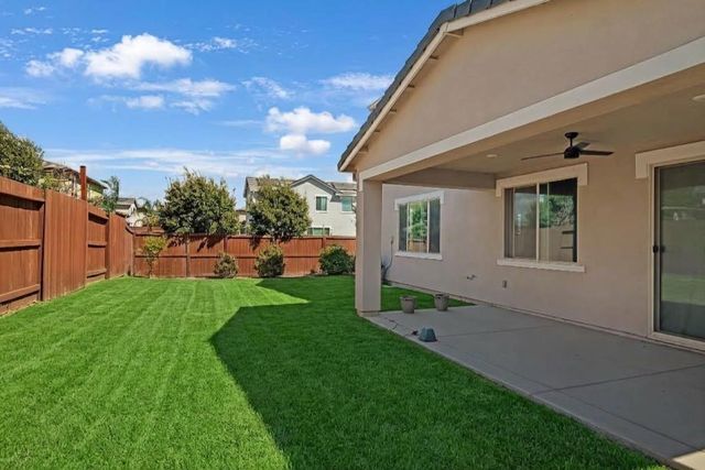 3105 Brandenburber Dr, Roseville, CA 95747