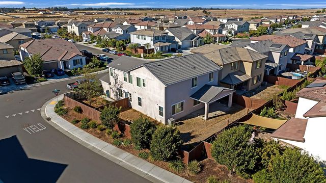 3105 Brandenburber Dr, Roseville, CA 95747