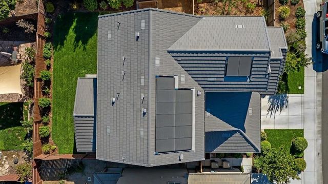 3105 Brandenburber Dr, Roseville, CA 95747