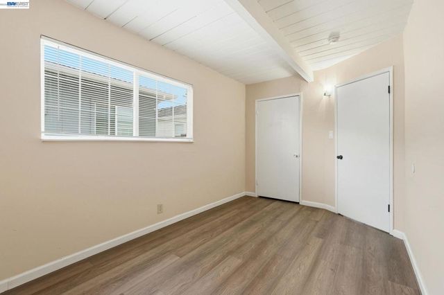 2858 17th St, San Pablo, CA 94806