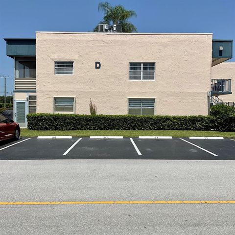 192 Flanders Drive, Delray Beach, FL 33484