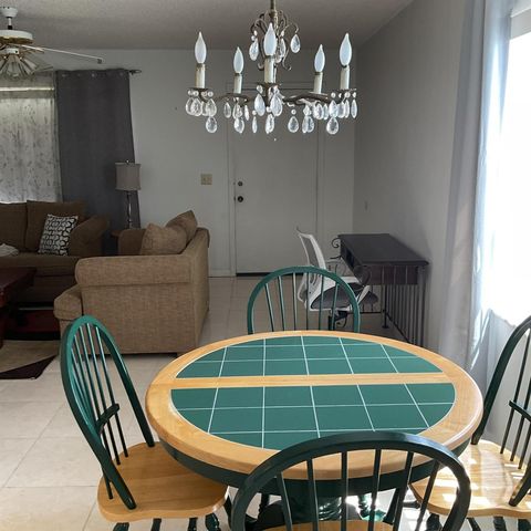 192 Flanders Drive, Delray Beach, FL 33484