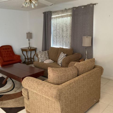 192 Flanders Drive, Delray Beach, FL 33484