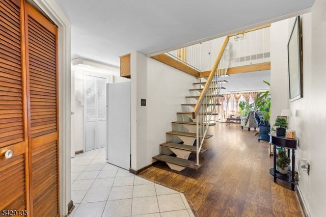 40 Fayette St 26, Perth Amboy City, NJ 08861