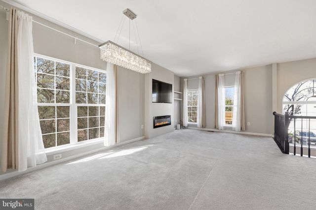 14257 HUNTERS RUN WAY, Gainesville, VA 20155