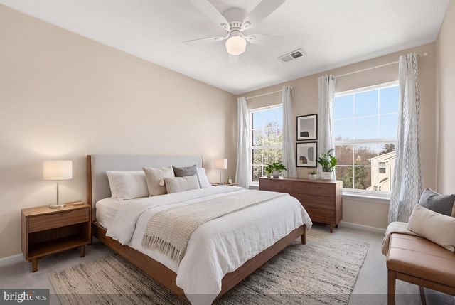 14257 HUNTERS RUN WAY, Gainesville, VA 20155