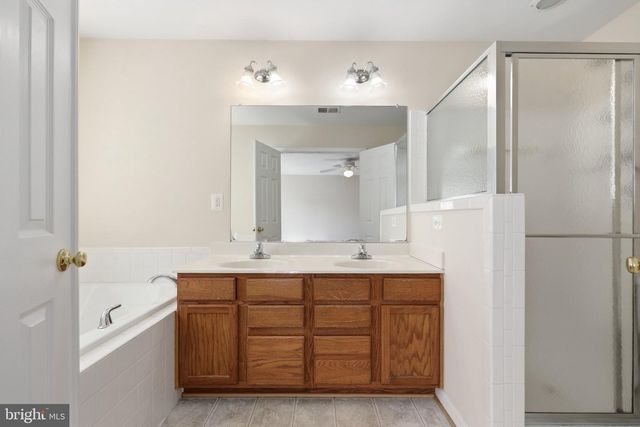 14257 HUNTERS RUN WAY, Gainesville, VA 20155