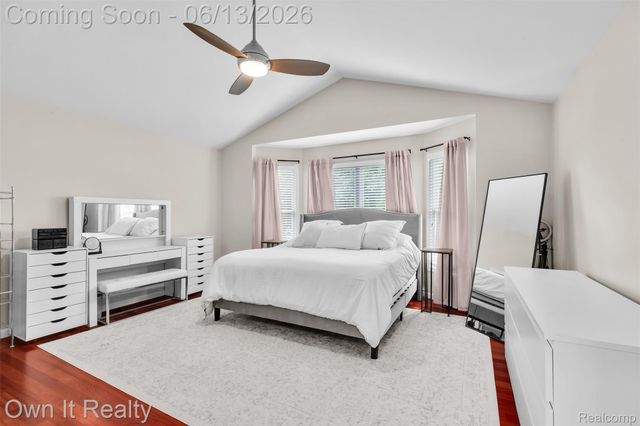 1250 Windsong Drive, Waterford Charter Township, MI 48327