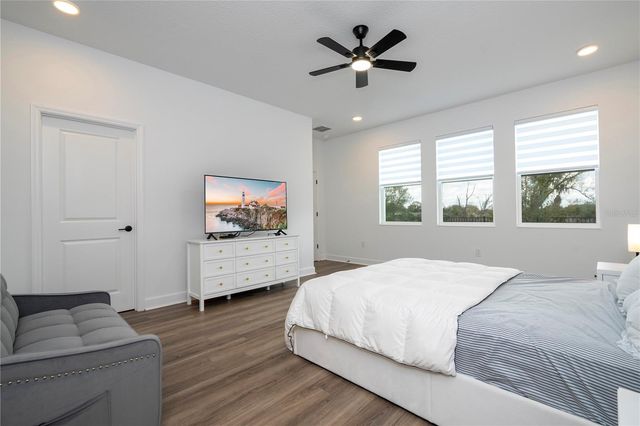 734 CREEPING FIG STREET, Apopka, FL 32703