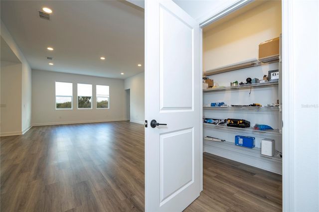 734 CREEPING FIG STREET, Apopka, FL 32703