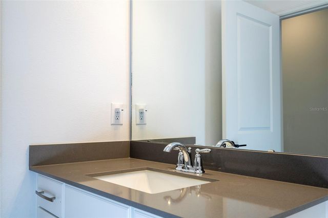 734 CREEPING FIG STREET, Apopka, FL 32703