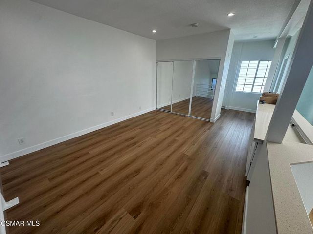 13331 Moorpark Street 336, Sherman Oaks, CA 91423
