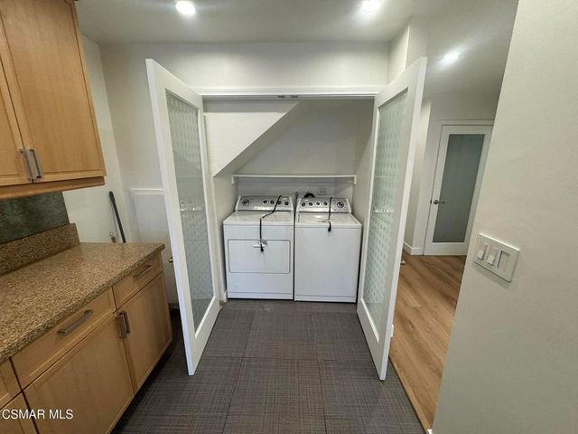 13331 Moorpark Street 336, Sherman Oaks, CA 91423