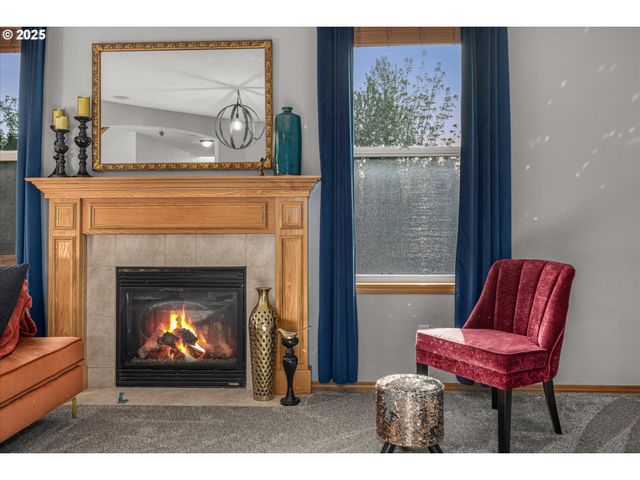 15562 Se MELINDA Ct, Happy Valley, OR 97089
