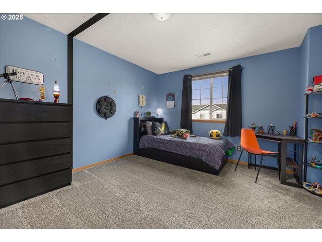 15562 Se MELINDA Ct, Happy Valley, OR 97089