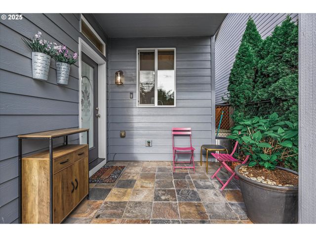 15562 Se MELINDA Ct, Happy Valley, OR 97089