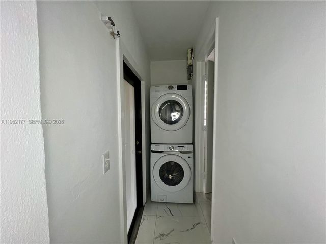 3297 SW 26th St 3299, Miami, FL 33133